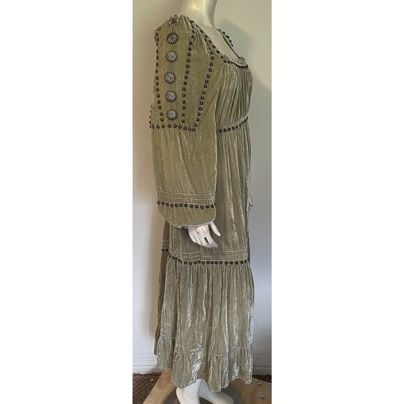 Double D Ranch Velvet Blessing Dress NWT XL Conchos Studs Greystone Sage Green - Picture 3 of 15